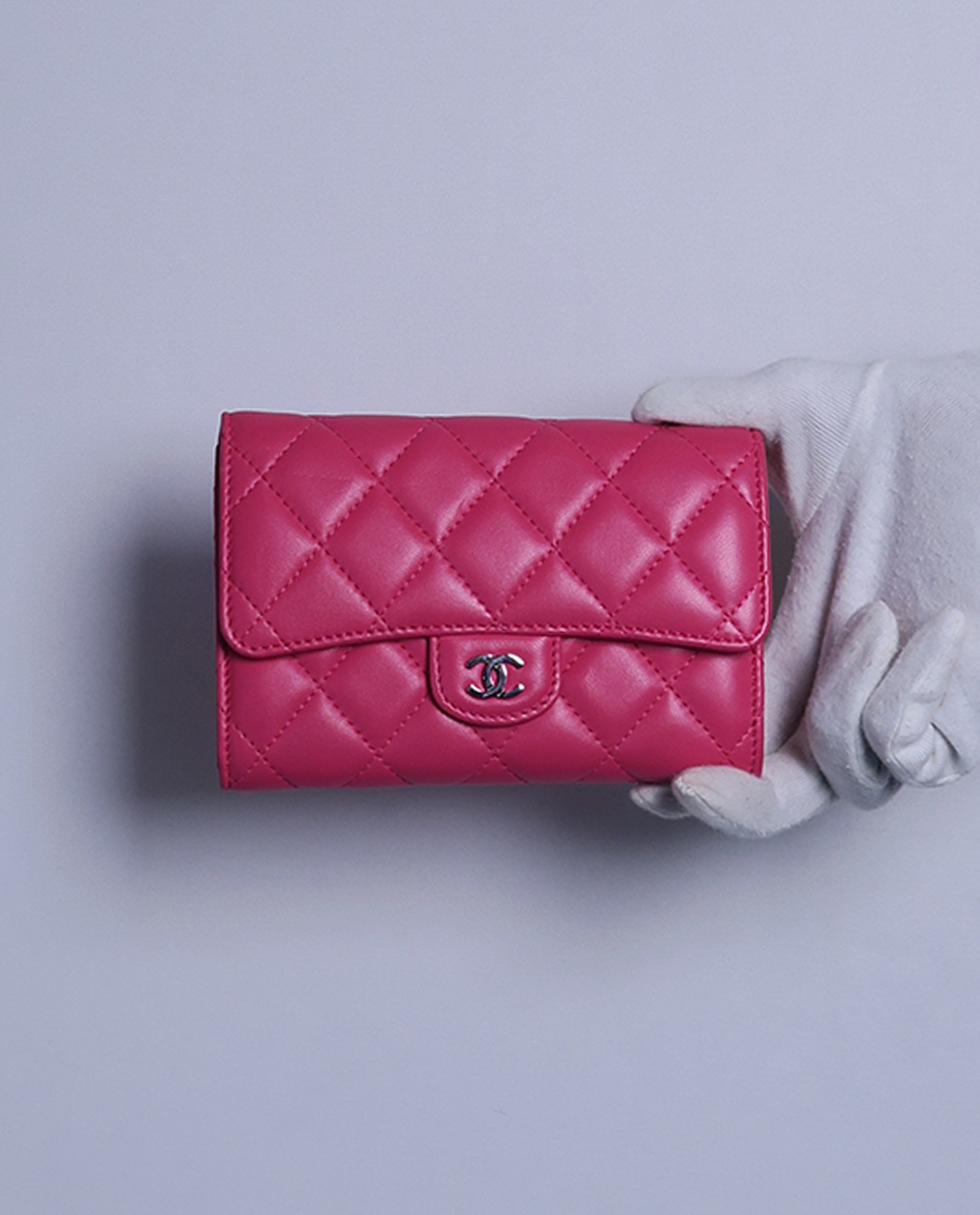 Chanel classic best sale small flap wallet